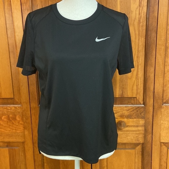 Nike Running Dri-Fit Training Athletic Crew Neck Mesh Venting Black Tee Small - Picture 1 of 12